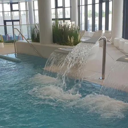 Perla Baltyku Polanki Aqua Z Parkingiem. קולובז'ג